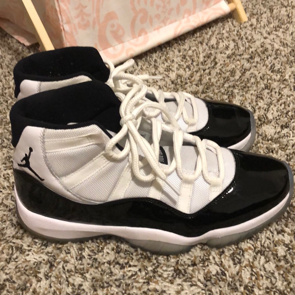Air Jordan 11 concord 2019
